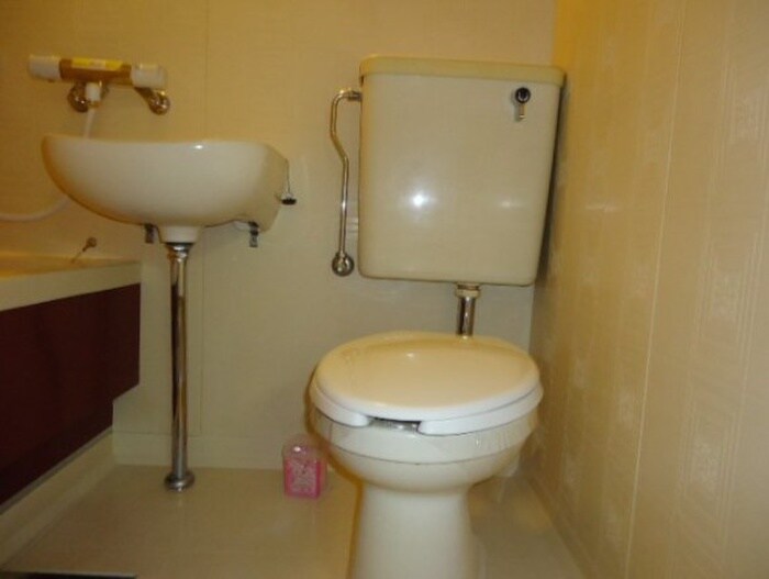 トイレ ＦＩＮＥ　ＣＩＴＹ