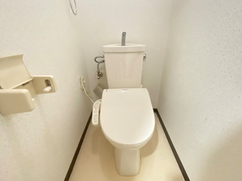 トイレ クレセントＭ浮島