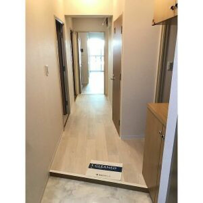 玄関 ア－バンドエル庄内通