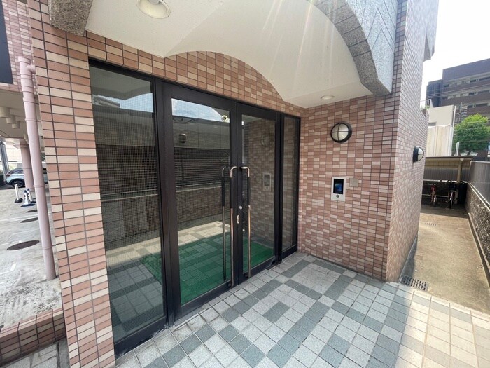 エントランス部分 ＩＢ．はら