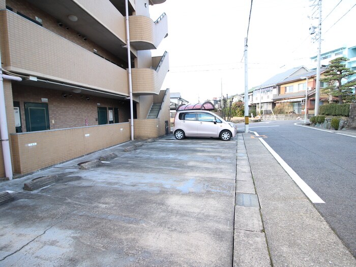 駐車場 グランフォ－レ