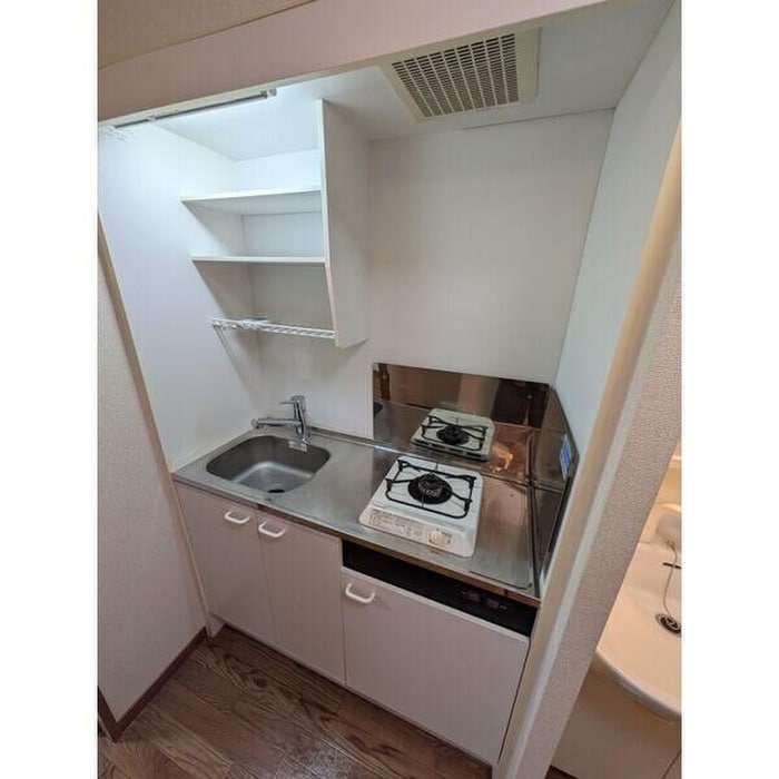 キッチン リヴラン・トロワ　A棟