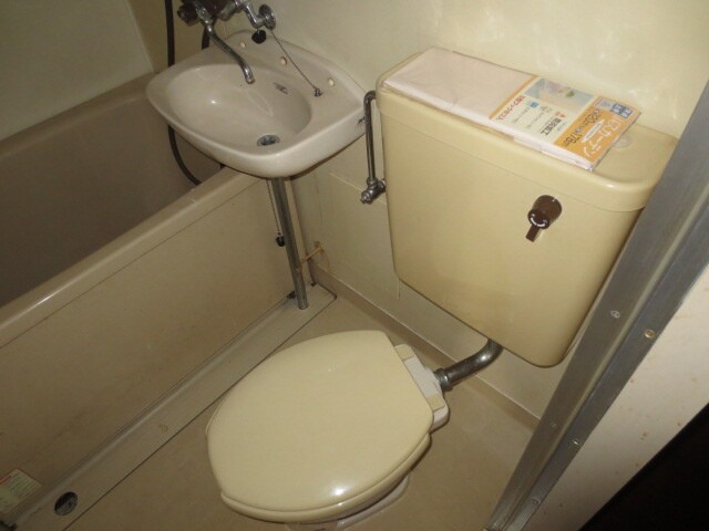 トイレ シャルム大堀