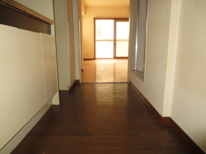 廊下 シャルム大堀