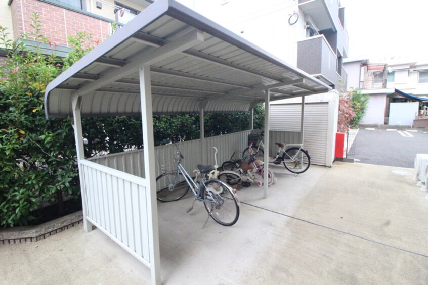 駐輪場 ファミール南山C