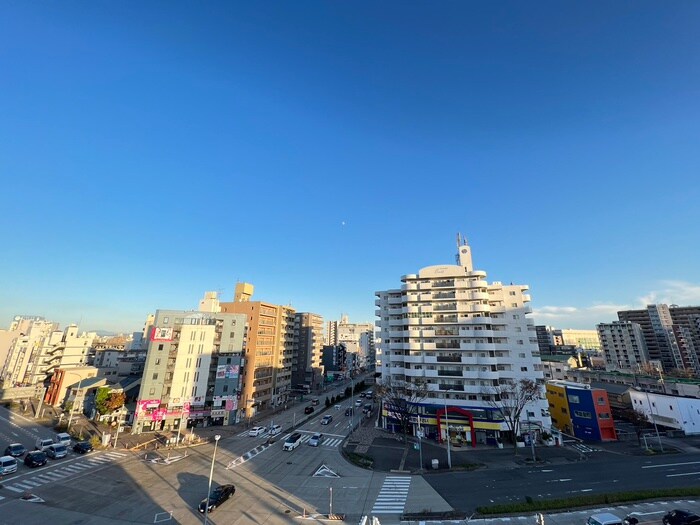 室内からの展望 ヒルズワン