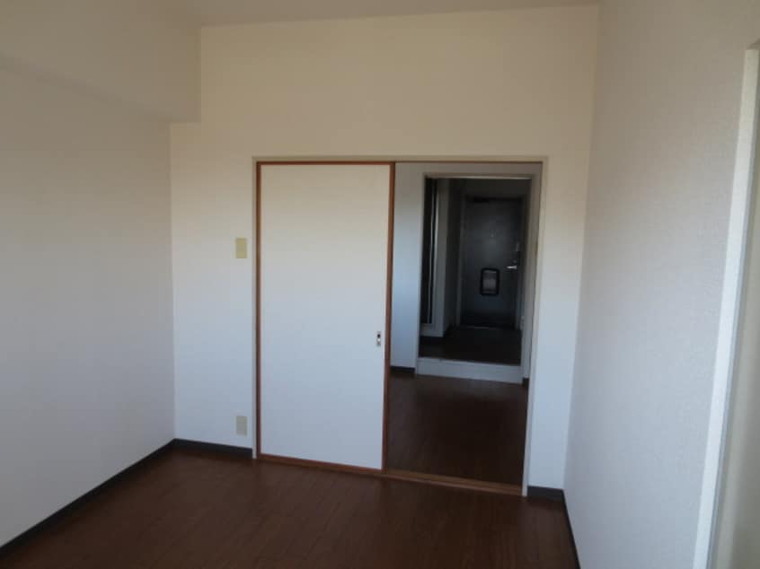 居室 ジョイフル鶴舞