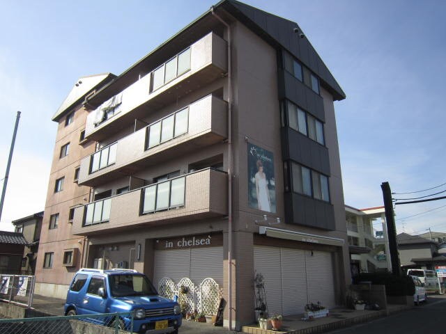 外観写真 クイ－ンズタウン愛豊