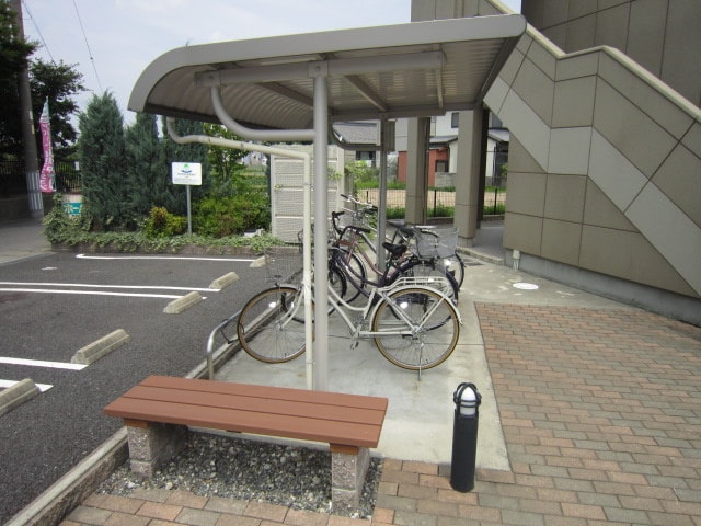 駐輪場 ルミナスハイム