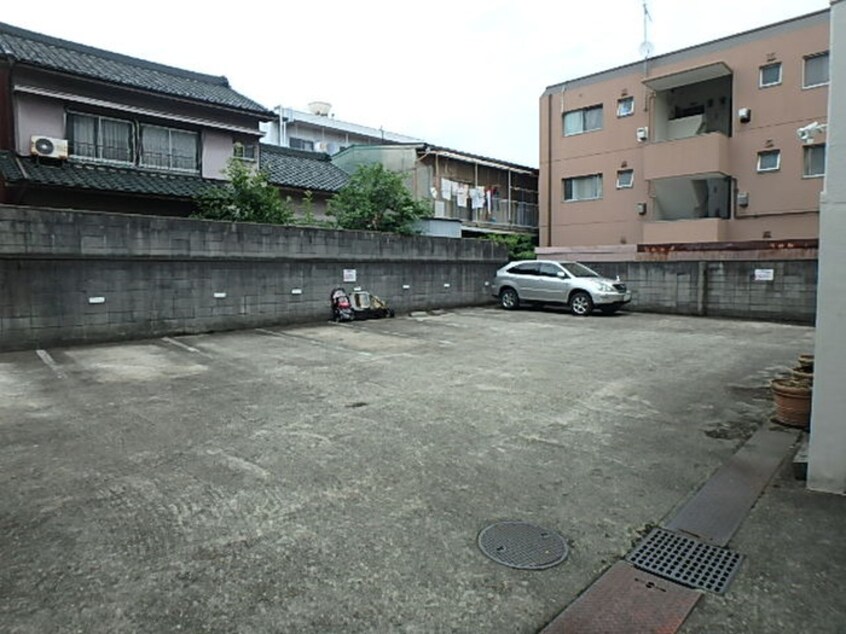 駐車場 エクセル三条