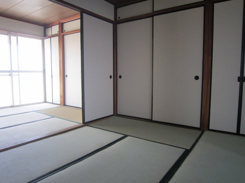 居室 エクセル三条