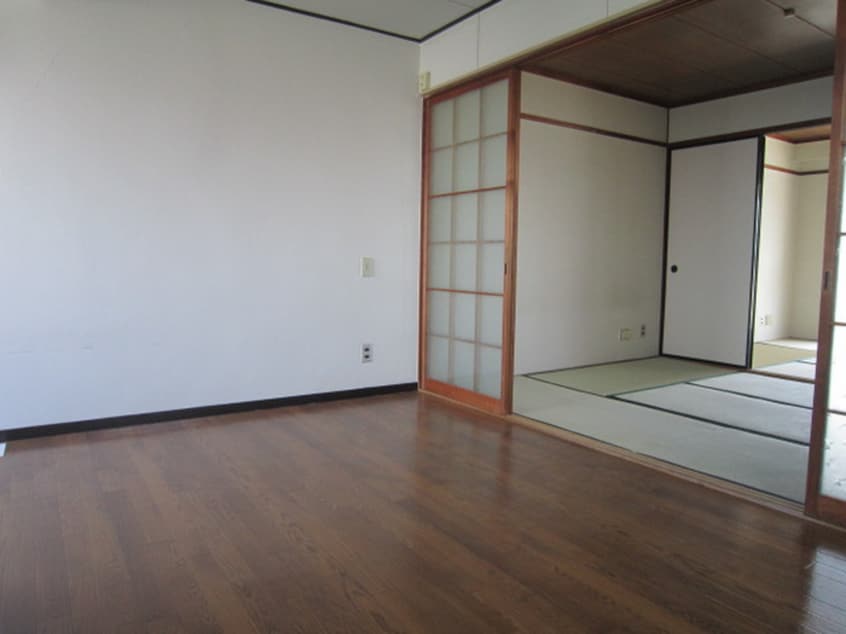 居室 エクセル三条