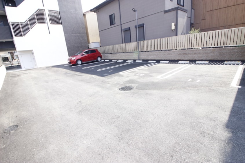 駐車場 ワールドアイ名古屋城北