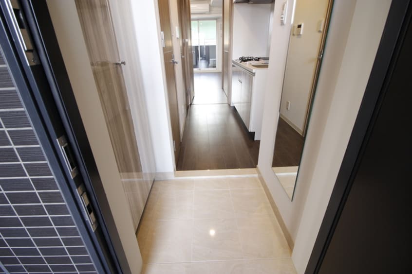 玄関 ワールドアイ名古屋城北