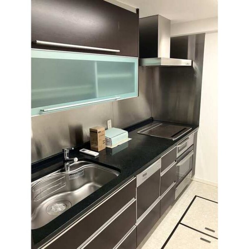 キッチン ｾﾝﾄﾗﾙｶﾞｰﾃﾞﾝ･ﾚｼﾞﾃﾞﾝｽA棟（104）