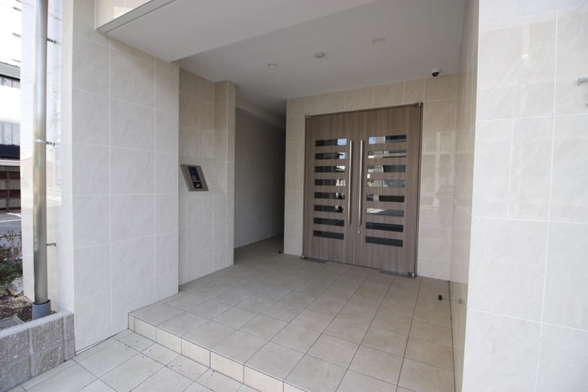 エントランス部分 THE RESIDENCE SHIGAHONDORI
