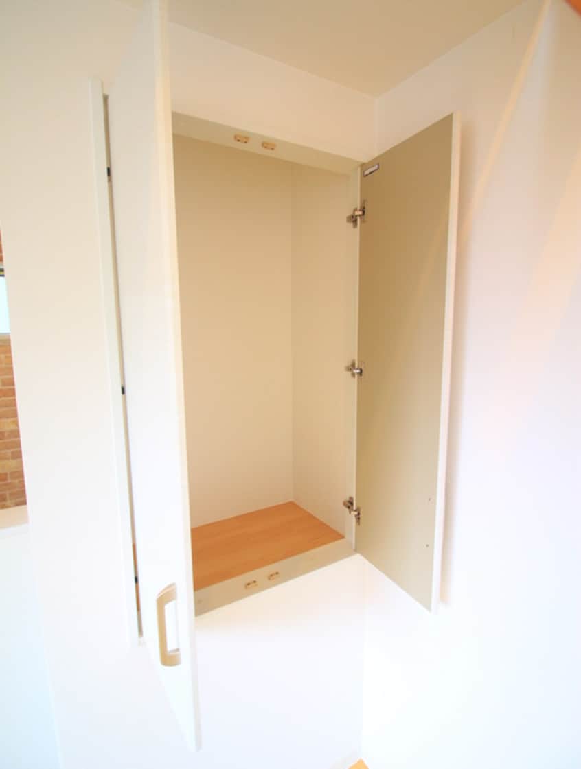 収納 プレザント中村