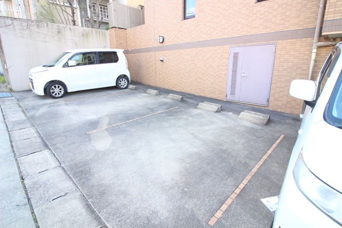 駐車場 Green Hills Calm