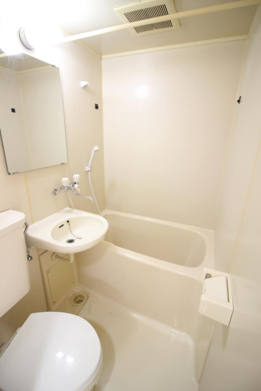 バス／シャワールーム等 サンコートにしび