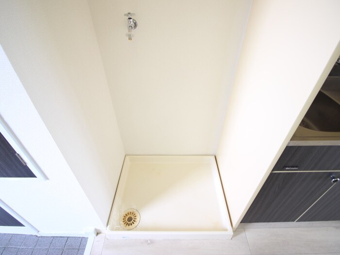 洗濯機置場 ネオハイツ荒田