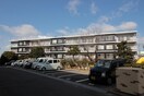 駐車場 なるみグリーンコーポ６号棟