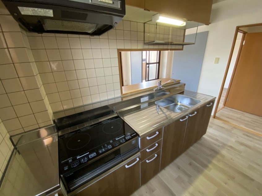 キッチン サンメゾン芳野