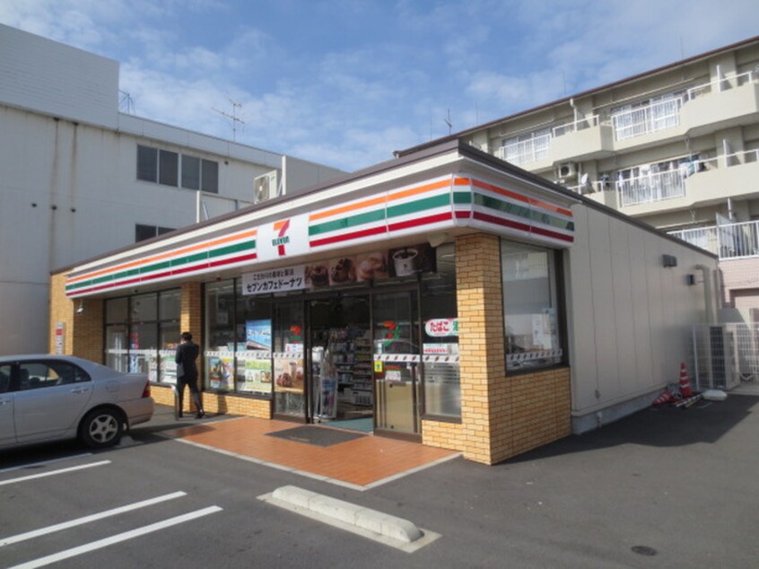 セブンイレブン岩倉駅西店(コンビニ)まで170m キャッスル片岡