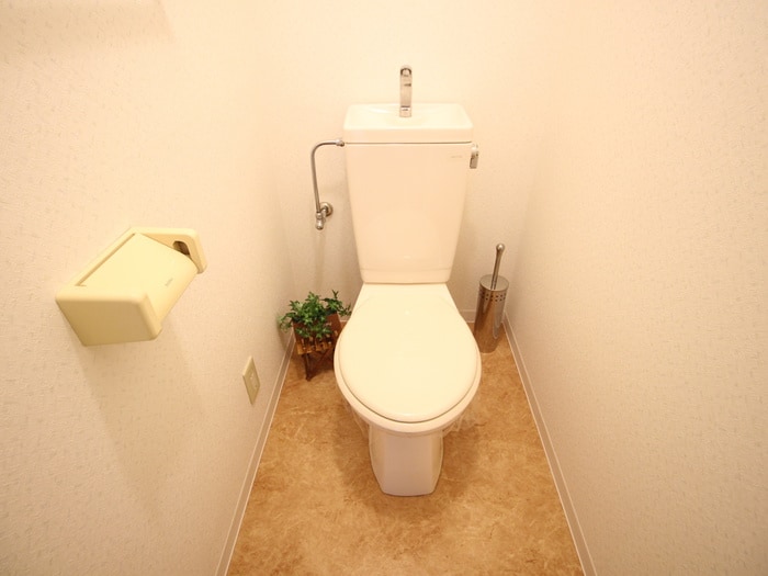 トイレ リバ－パ－ク植田東