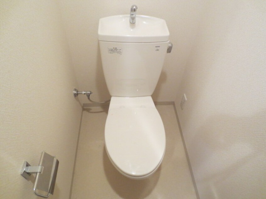 トイレ ﾌﾟﾚｻﾝｽ泉ｼﾃｨｱｰｸ(206)