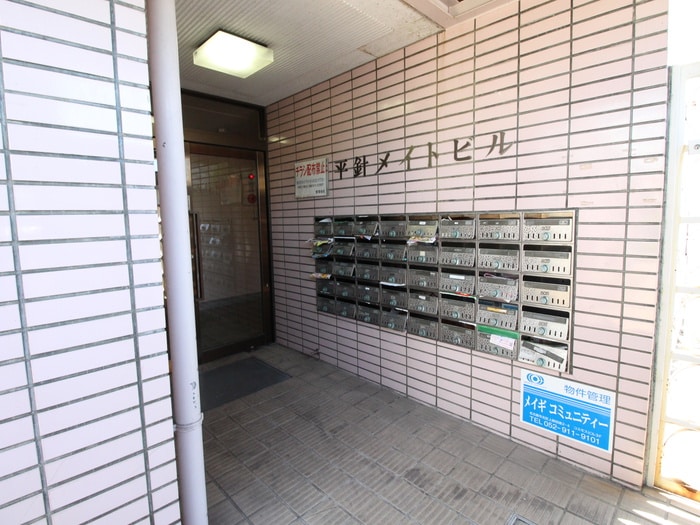 エントランス部分 フィレンツェコート平針