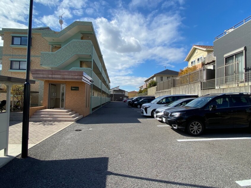 駐車場 オースィニ21