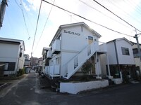 エレガンスハイツ