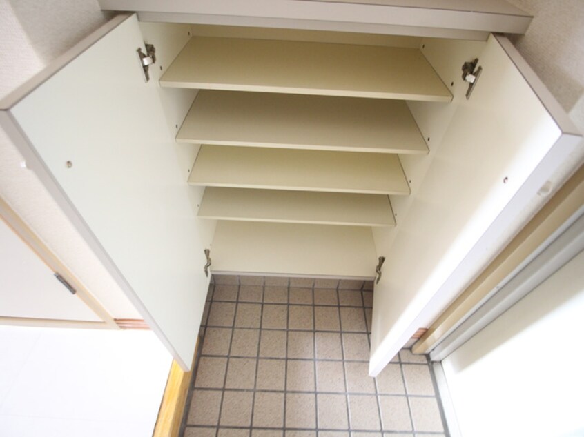 靴箱 天白ハウスＫⅡ