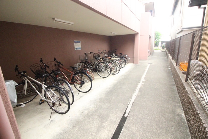駐輪場 グリ－ンランド弐番館