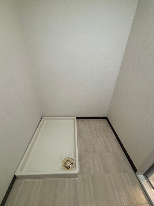 洗濯機置場 メナージュマルヤマ