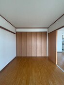 居室 メナージュマルヤマ