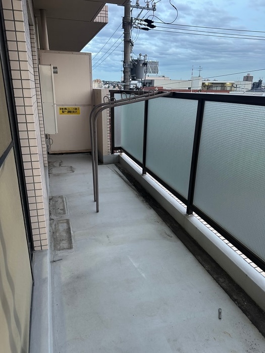 ベランダ・バルコニー メナージュマルヤマ