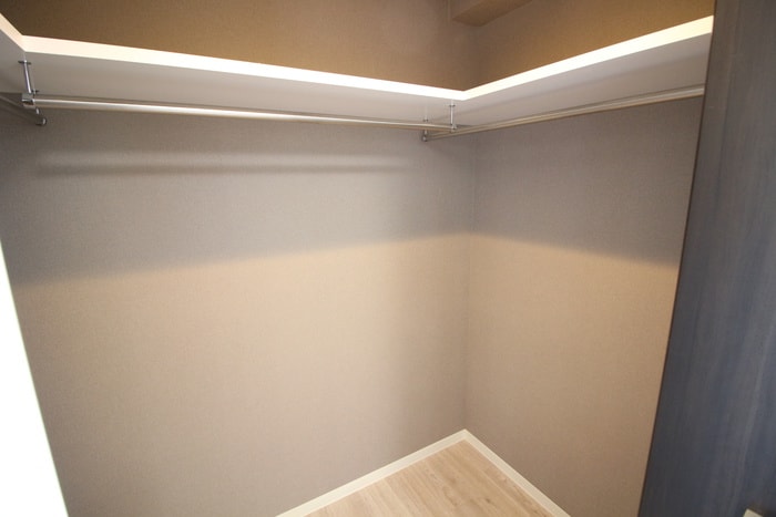 収納 GRANDUKE代官町reverso