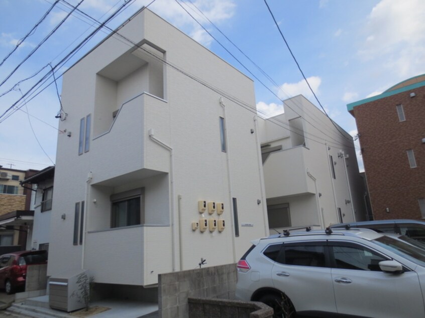 外観写真 ＧＲＡＮＤＴＩＣ平安通