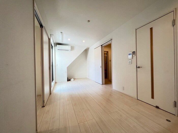 居室 ＧＲＡＮＤＴＩＣ平安通