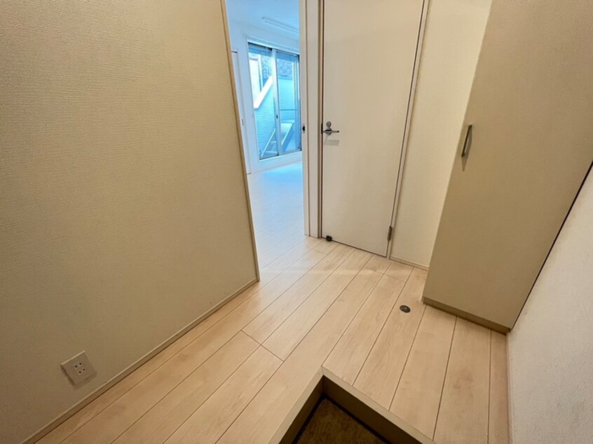 廊下 ＧＲＡＮＤＴＩＣ平安通