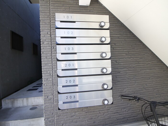 建物設備 アンピオ八田