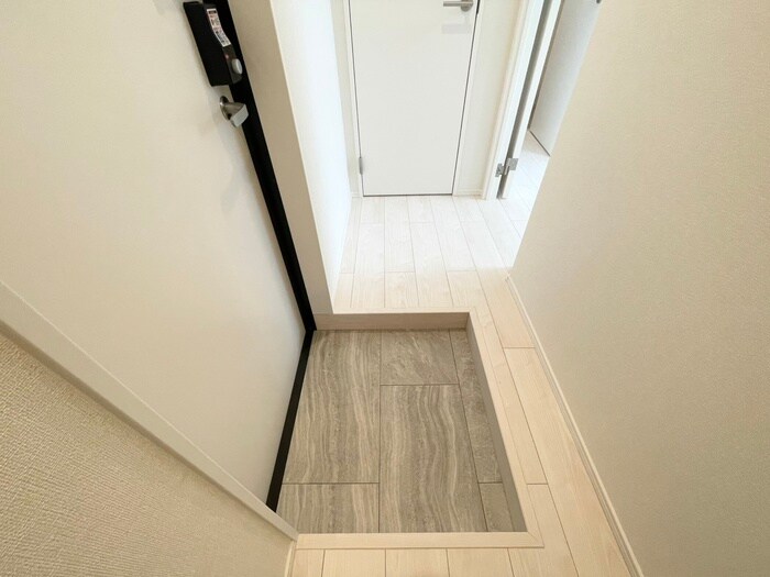 玄関 メゾン星宮