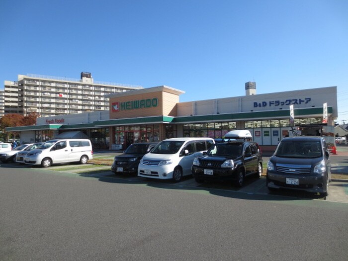 平和堂豊性店(スーパー)まで346m トリニティＭ３