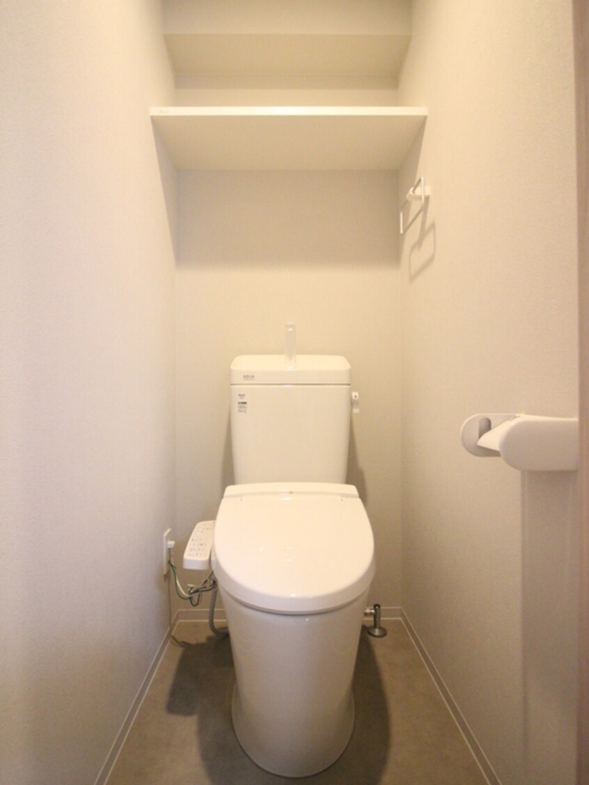 トイレ プレイズシード名駅北