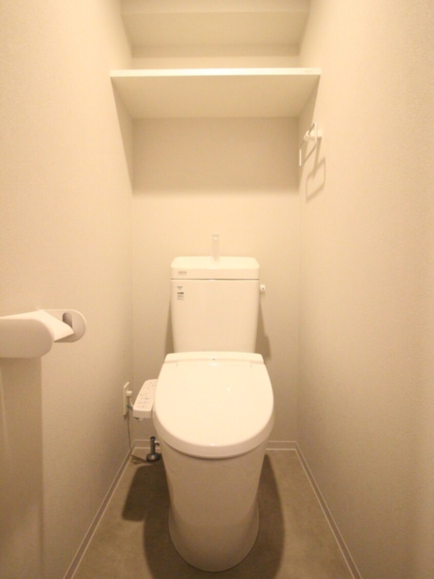 トイレ プレイズシード名駅北