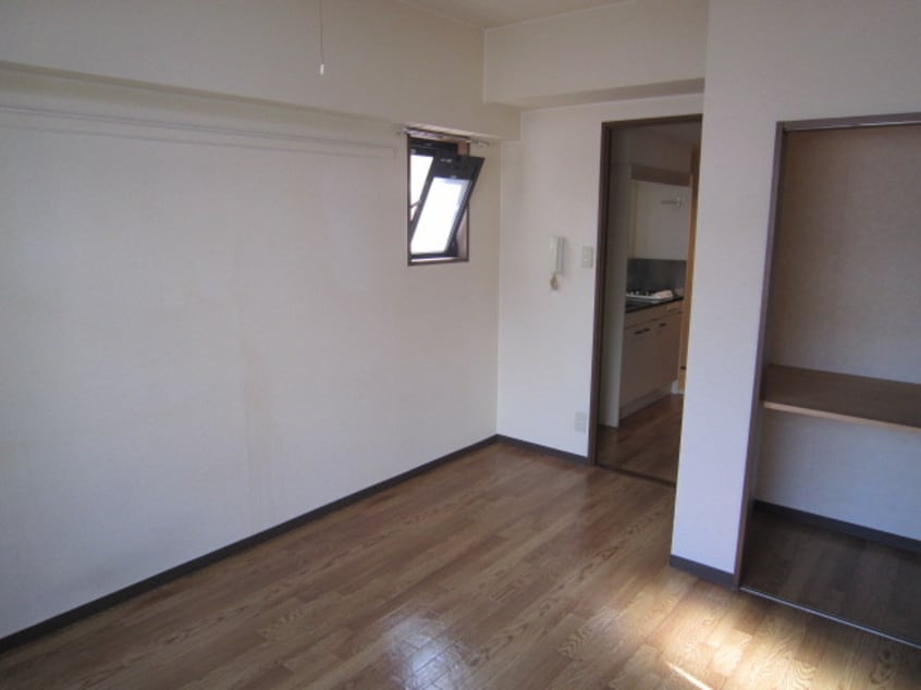 居室 KATES　HOUSE