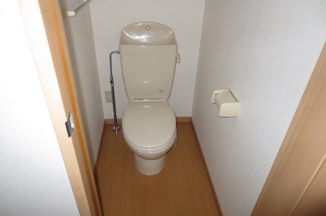 トイレ フォレストKM3