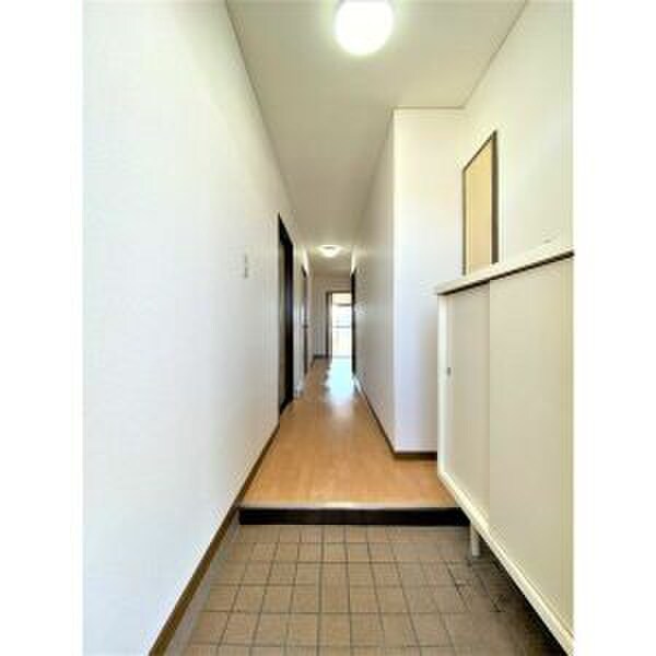 玄関 レイクハイツ当知