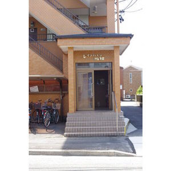 エントランス部分 レイクハイツ当知